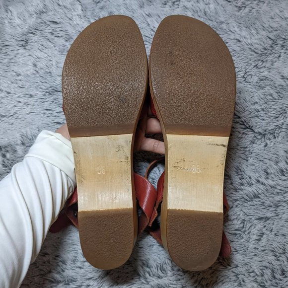 Swedish Hasbeens Red Wooden Open Toe Sandals Clogs Size 38 / 8 - Picture 13 of 14